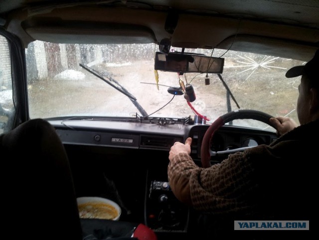 Руль в бардачке: отечественные праворульные авто