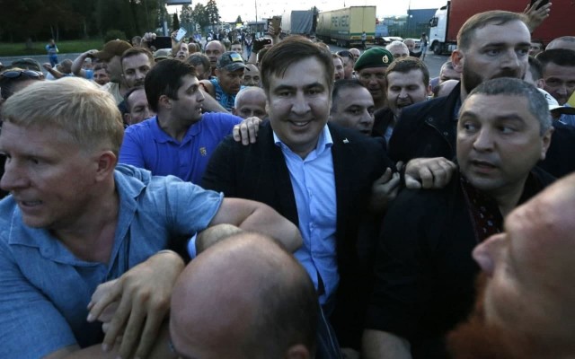 Навального арестовали