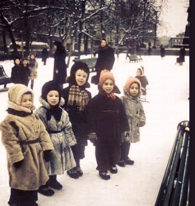 Пятничная ностальгия, когда строили светлое будущее!