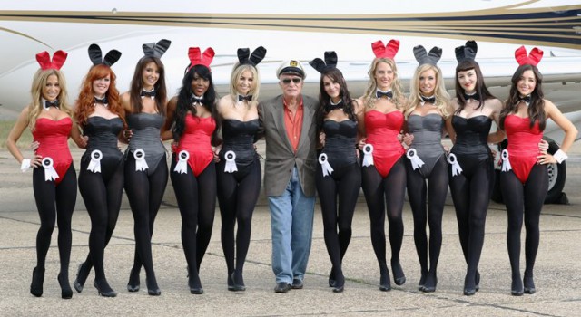За кулисами эротической фотосессии журнала Playboy