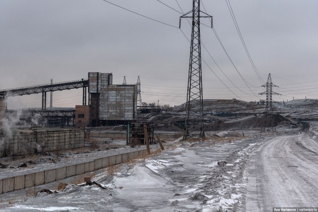 В чёрном-чёрном городе