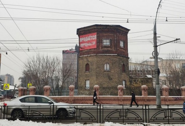 "Чей это дворец?" Как люди живут в водонапорной башне