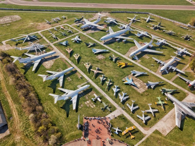 Иллюшины и Туполевы в аэропорту Будапешта