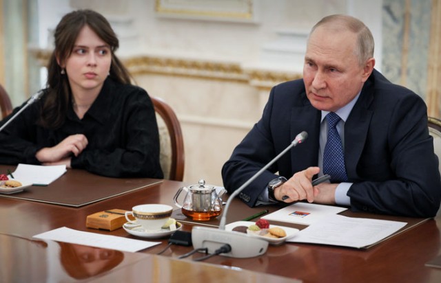 Военкор «Первого канала» Куксенкова: ЧВК «Вагнер» сбила под Воронежем Ил-22, на борту было 10 человек