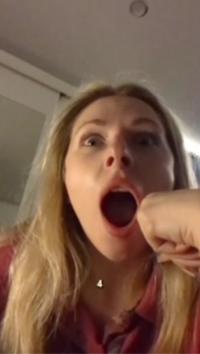 Алиса выдала рецепт жаренных шмелей