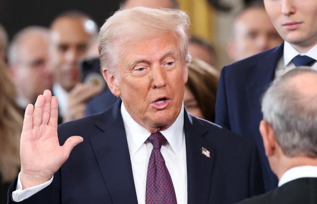 Трамп принес присягу и стал 47-м президентом США