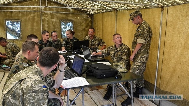 Азов сдаётся в полном составе