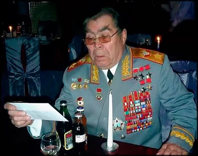 Президент Туркменистана Сердар Гурбангулы Бердымухамедов получил звание Героя Туркменистана