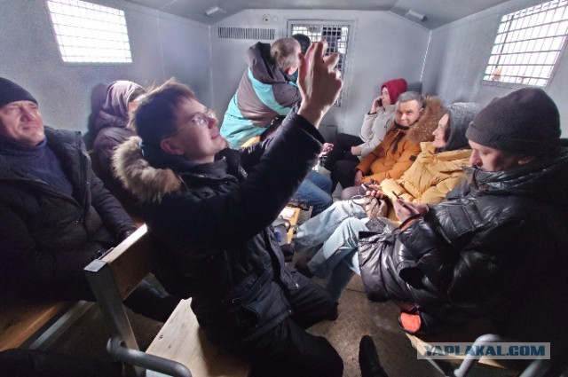Митинг 1 марта в Новосибирске против попыток Роскомнадзора заблокировать Telegram