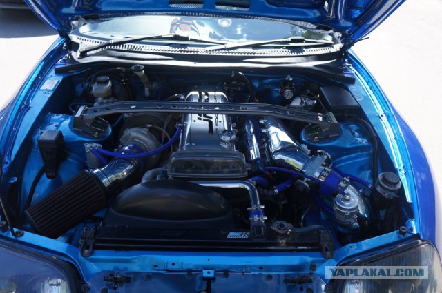 Nissan GT-R R32: высокотехнологичная 25лет ракета