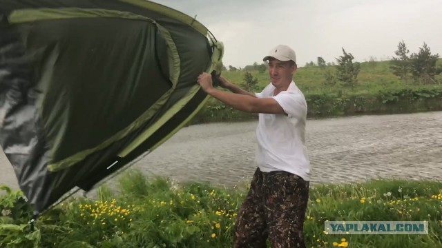 Укус Клеща и Ураган в деревне!
