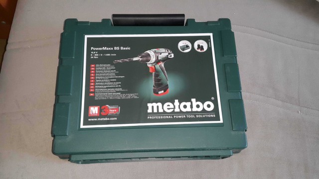 Продам Дрель-шуруповерт Metabo PowerMaxx BS 2014 Basic 2.0Ah x2 Case