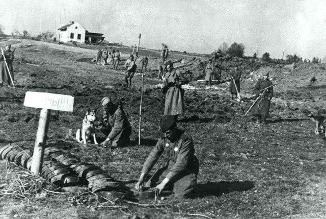 Сапёры Великой Отечественной войны.