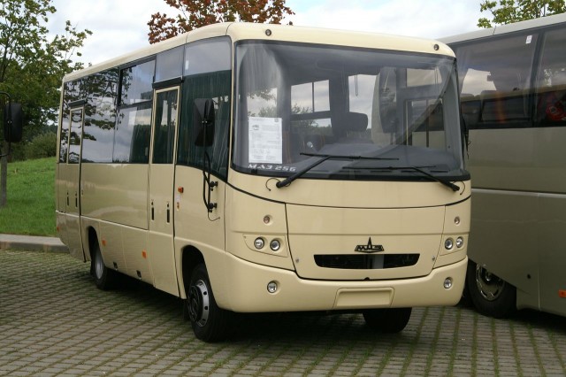Игра на ЯПе: Угадай АВТО-2