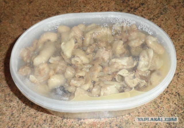 Котлетки мясные в куриной коже