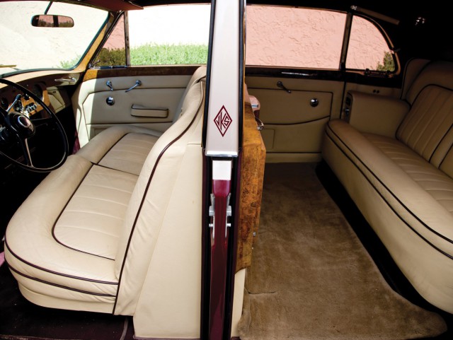 Лимузины. Красивых автофото пост.