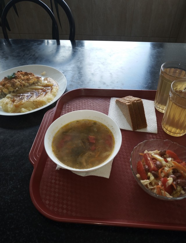 Отличная у нас столовая