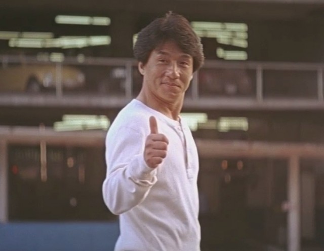 Джеки Чан бодрячком!
