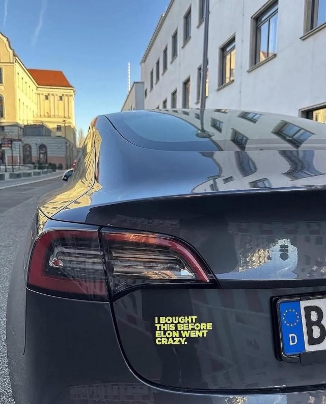 Не трогайте машины, они не виноваты.