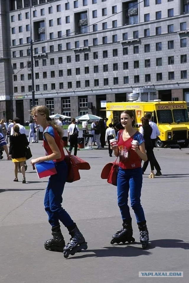 Девчата из 90-х и 2000-х 21.05.2025