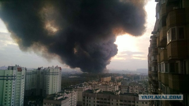 Питер. Пожар в районе Парнаса