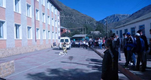 Шестиклассник взорвал гранату в компьютерном классе школы в Дагестане