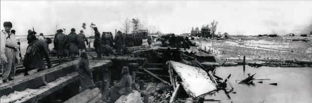 Фотографии связанных с историей Красной и Советской Армии.
