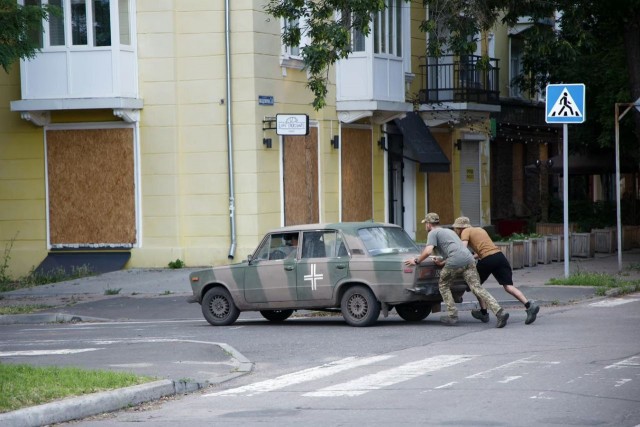 Специалистам Высокоточки удалось познакомиться с бронемашинами западного образца.