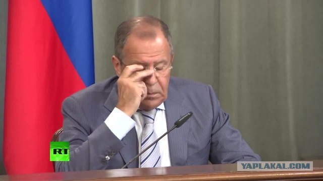 За этого президента тремя руками держаться надо.