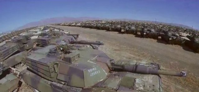 10 могучих танковых кладбищ и заброшенных мест