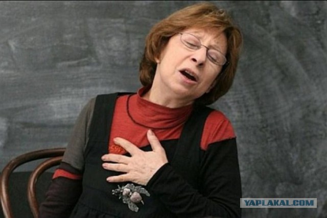 Ахеджакова снова жжет