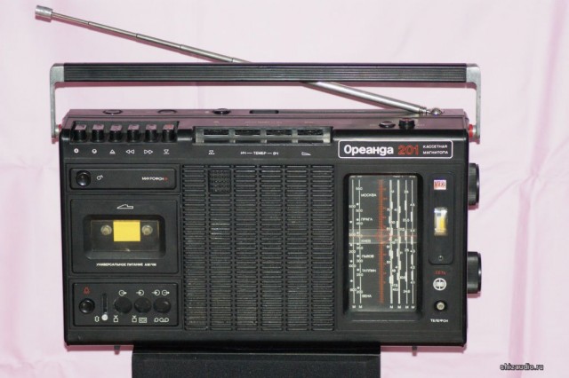 Чем можно было привлечь девчонку в 80-е.