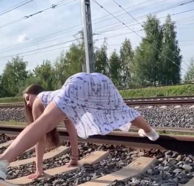Девушки в спортивной форме - 4