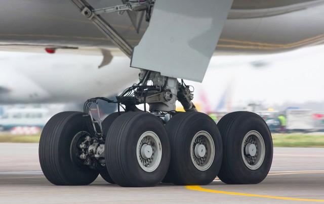 Польша конфисковала 5 тонн шин для Boeing