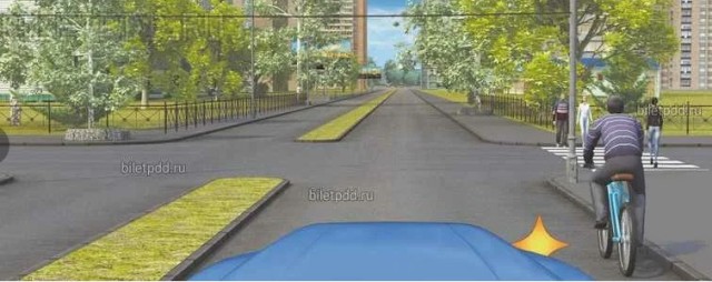 В Москве два зумера на самокатах влетели в легковушку и перелетели через неё