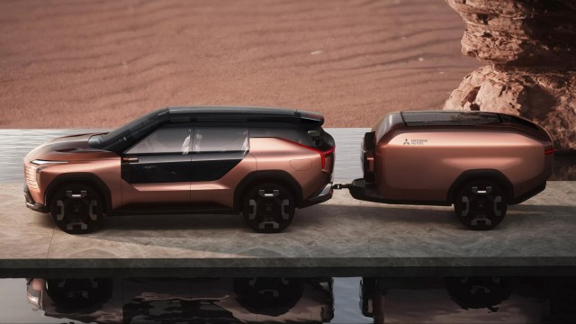 Представлен Mitsubishi Elevance — гибридный внедорожник с пятью моторами