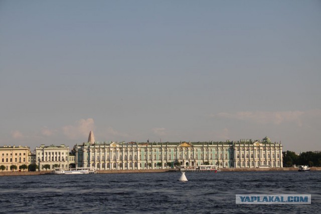 Путешествие по Неве