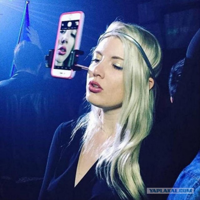 Сумасшедшие женские селфи, которые не дадут вам заскучать