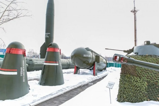 Знаменитый "Объект-100" в Крыму и Джеки Чан: заброшенный 1-й дивизион 362-го отдельного берегового ракетного полка