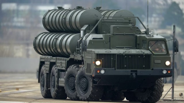 В Пентагоне заявили, что ЗРС С-400 слишком сложны для Украины