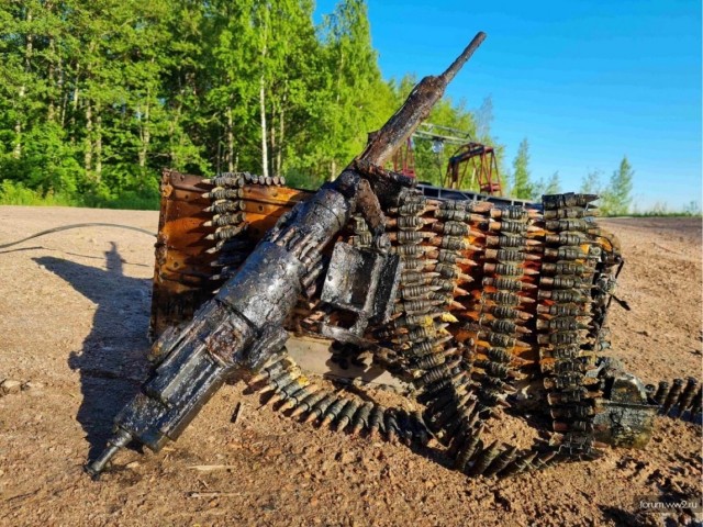Поднятие самолёта ИЛ-2 со дня озеро Глубокое