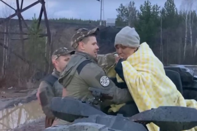 На Урале нашли пенсионерку, которая 9 дней бродила по тайге