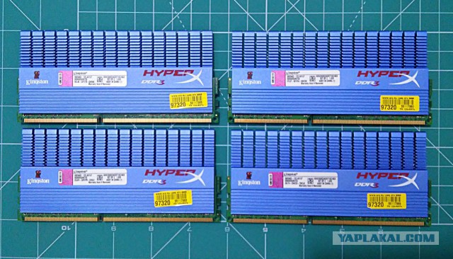 Оперативка DDR3 Kingston KHX2000C9AD3T1K2/4GX