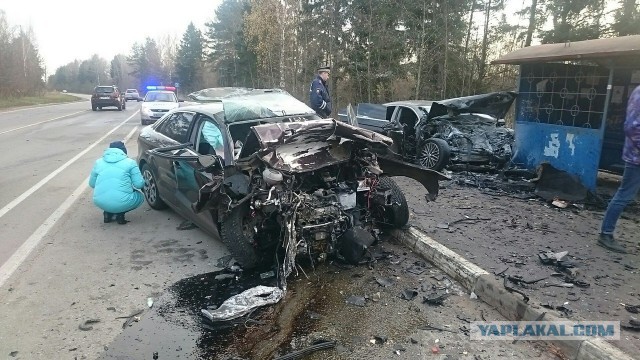 Жуткое ДТП в Тверской области: два человека погибли, один пострадал