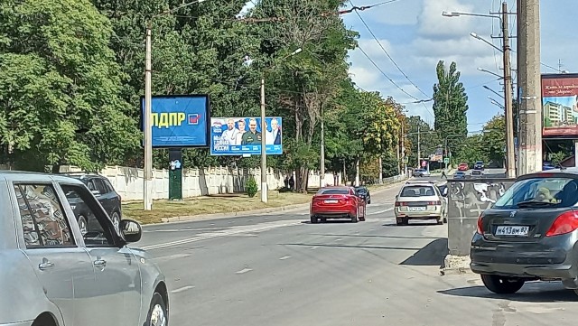 Очень яркая действительность и агитка