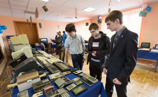 В БГУИРе проходит выставка ретрокомпьютеров