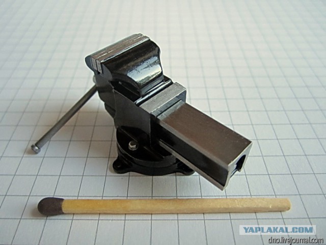 Тиски длинною в спичку (в масштабе 1к12)