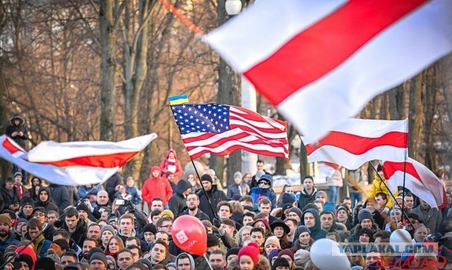 Флаг России: о чем забыли рассказать в школе