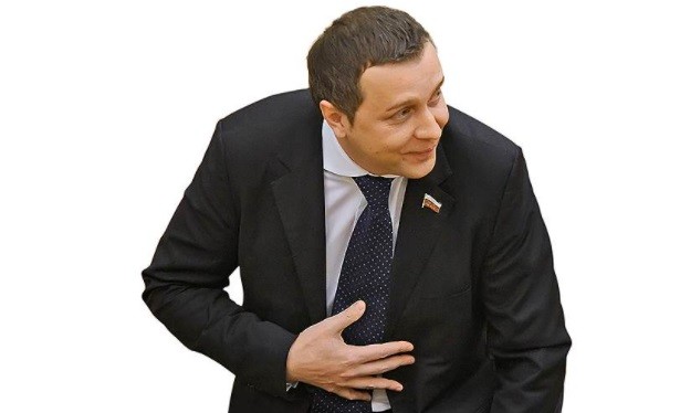 В Госдуме назвали депутата-миллиардера среднестатистическим депутатом