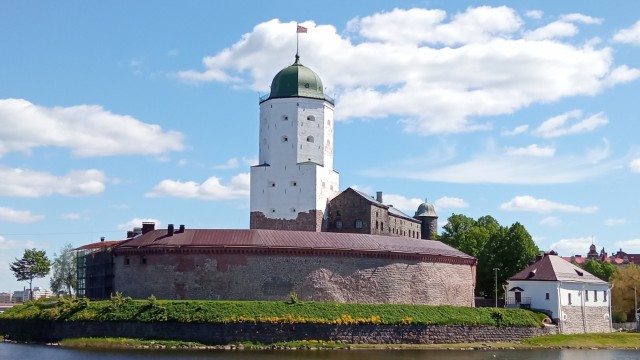 Нету лучше красоты... короче - очень, очень высоко